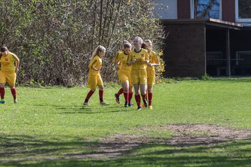 Bild 2 - B-Juniorinnen Kieler MTV - SV Frisia 03 Risum-Lindholm